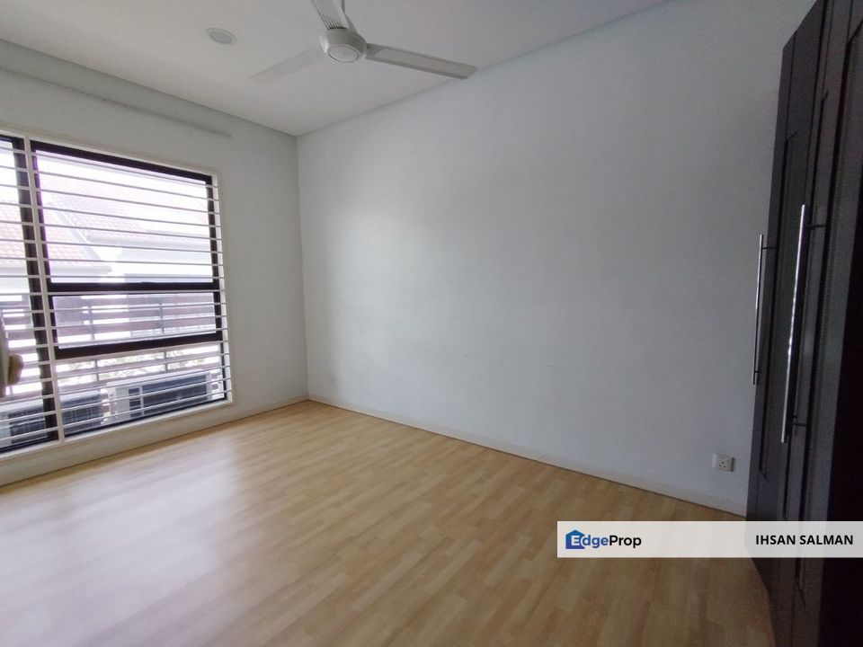 PARTLY FURNISHED Teres 2 Tingkat Mulberry Grove Denai Alam For Rent, Selangor, Shah Alam