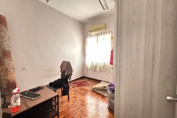 Seksyen 13, Shah Alam