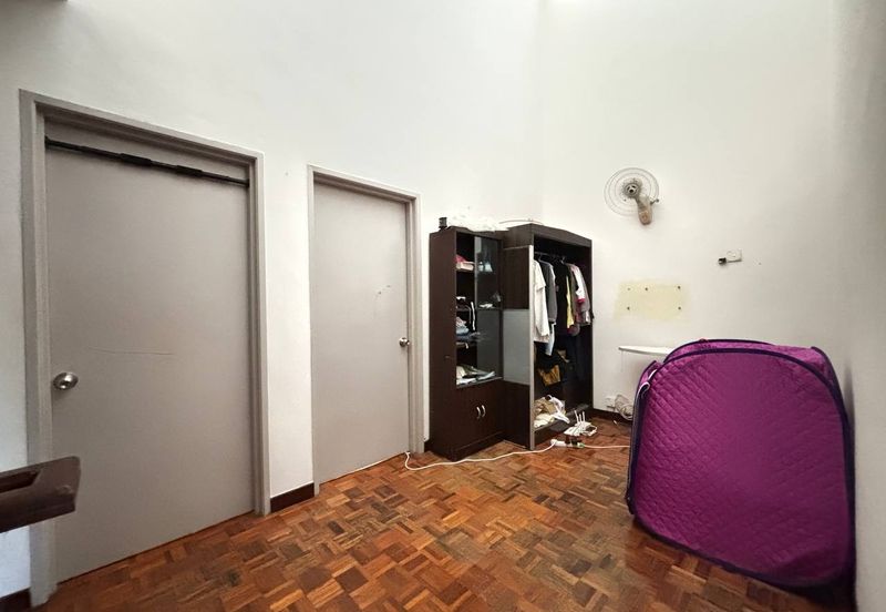 Seksyen 13, Shah Alam