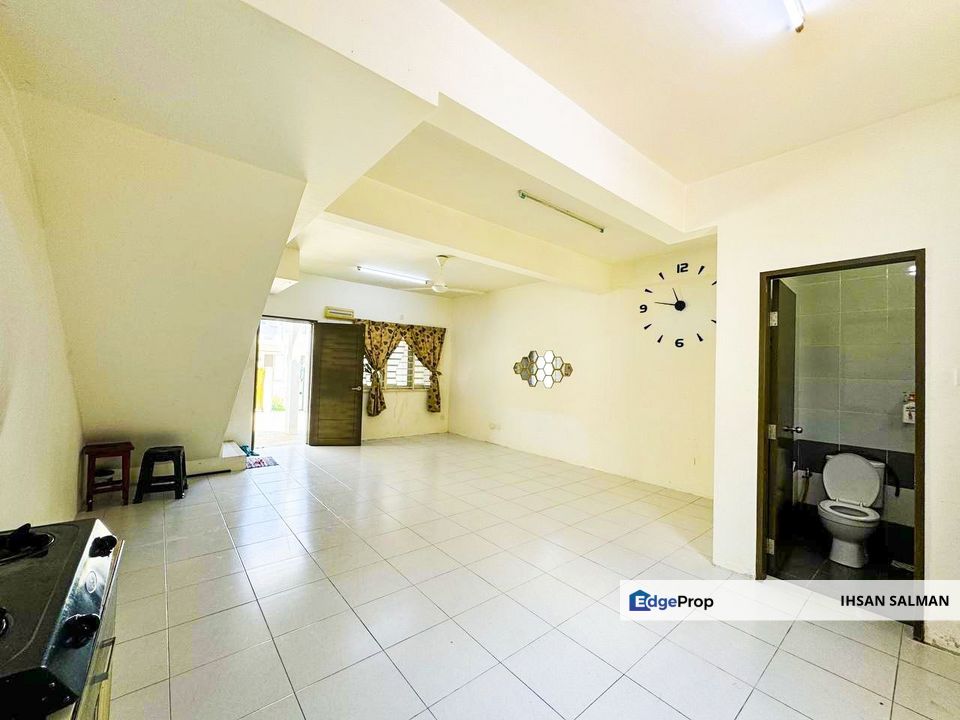 BEBAS BANJIR FREEHOLD Teres 2 Tingkat (Hibiscus II) Bandar Seri Coalfields Sungai Buloh For Sale, Selangor, Sungai Buloh