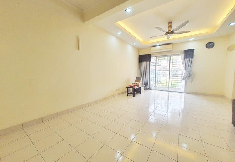 RENOVATED EXTENDED Double Storey Terrace Alam Suria Puncak Alam For Sale