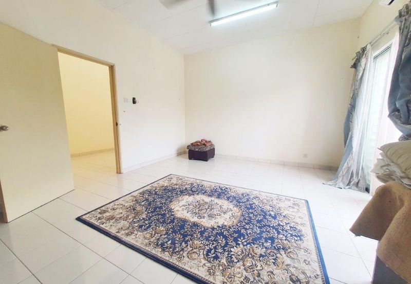 RENOVATED EXTENDED Double Storey Terrace Alam Suria Puncak Alam For Sale