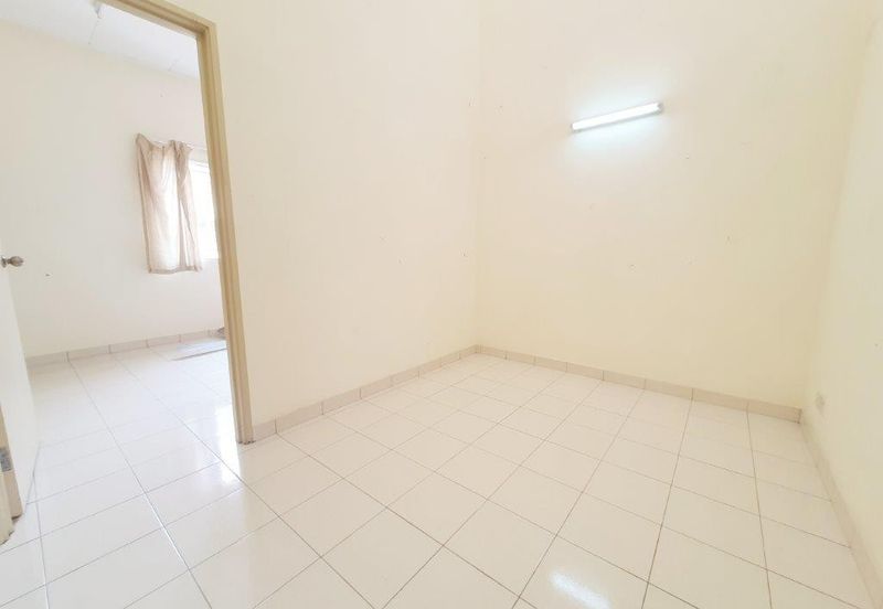 RENOVATED EXTENDED Double Storey Terrace Alam Suria Puncak Alam For Sale