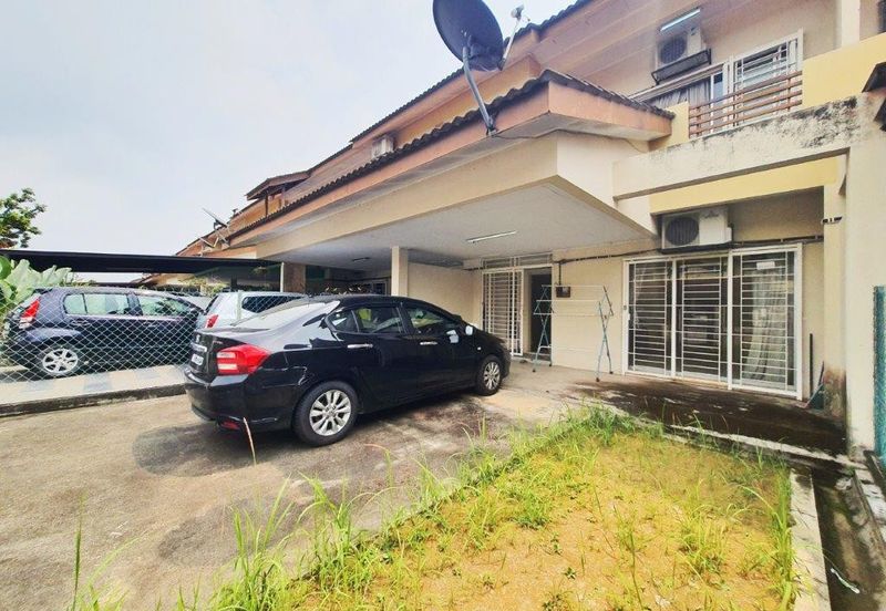RENOVATED EXTENDED Double Storey Terrace Alam Suria Puncak Alam For Sale