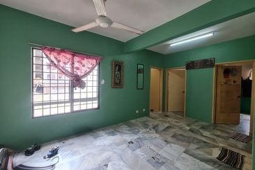 Astana Alam Apartment