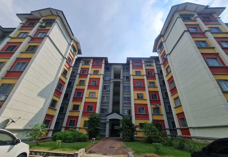 Astana Alam Apartment