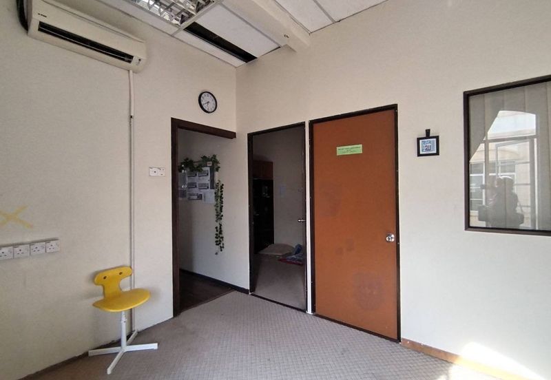 END LOT CHEAPEST NEAR ECRL Double Storey Shoplot Lorong Az Zaharah Puncak Alam For Sale