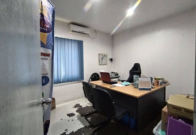 END LOT CHEAPEST NEAR ECRL Double Storey Shoplot Lorong Az Zaharah Puncak Alam For Sale