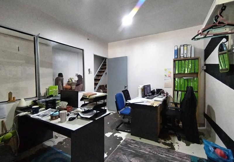 END LOT CHEAPEST NEAR ECRL Double Storey Shoplot Lorong Az Zaharah Puncak Alam For Sale