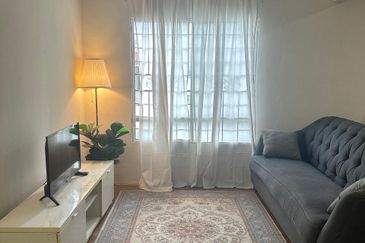 Residensi Warnasari 3