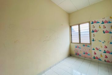 PALING MURAH DEKAT MASJID Teres 2 Tingkat Alam Jaya Puncak Alam For Sale