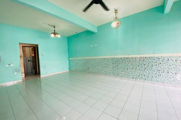 PALING MURAH DEKAT MASJID Teres 2 Tingkat Alam Jaya Puncak Alam For Sale