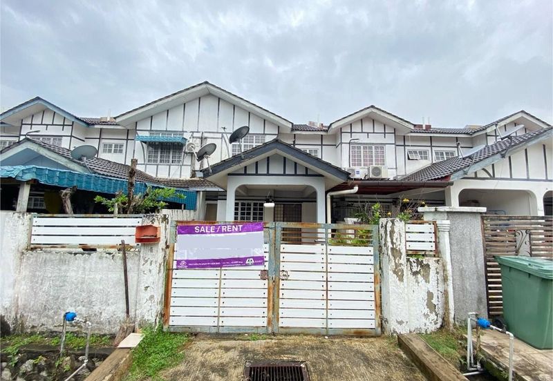 RENOVATED EXTENDED DEKAT MASJID Teres 2 Tingkat Fasa 2 Puncak Alam For Sale