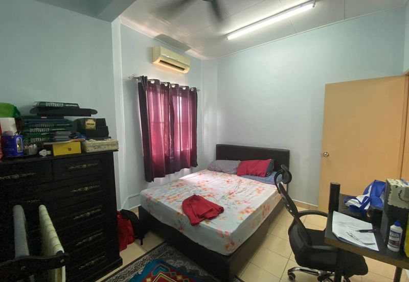 RENOVATED JALAN KAKI KE MASJID Double Storey Semi D Cluster Lavender Ville Puncak Alam For Sale