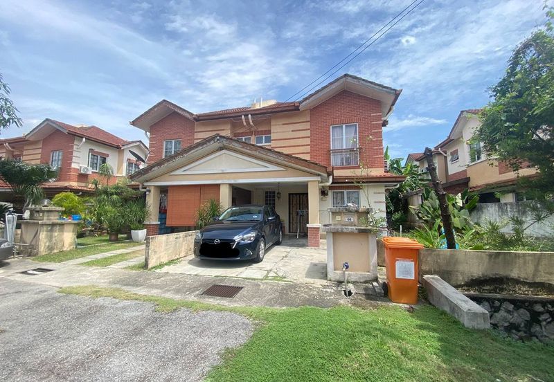 RENOVATED JALAN KAKI KE MASJID Double Storey Semi D Cluster Lavender Ville Puncak Alam For Sale