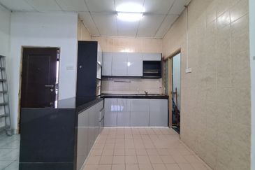 Pangsapuri Mutiara Subang