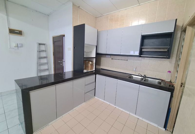 Pangsapuri Mutiara Subang