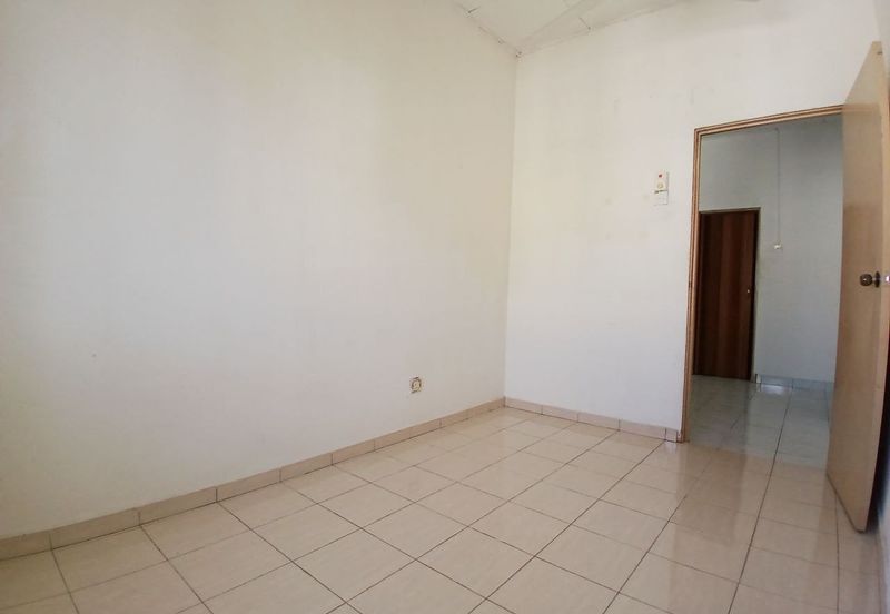 Pangsapuri Mutiara Subang