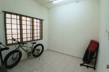 Pangsapuri Mutiara Subang