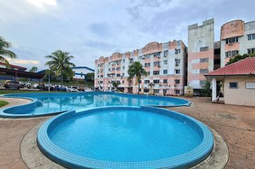 Pangsapuri Mutiara Subang