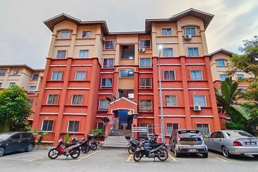 Astana Alam Apartment 2