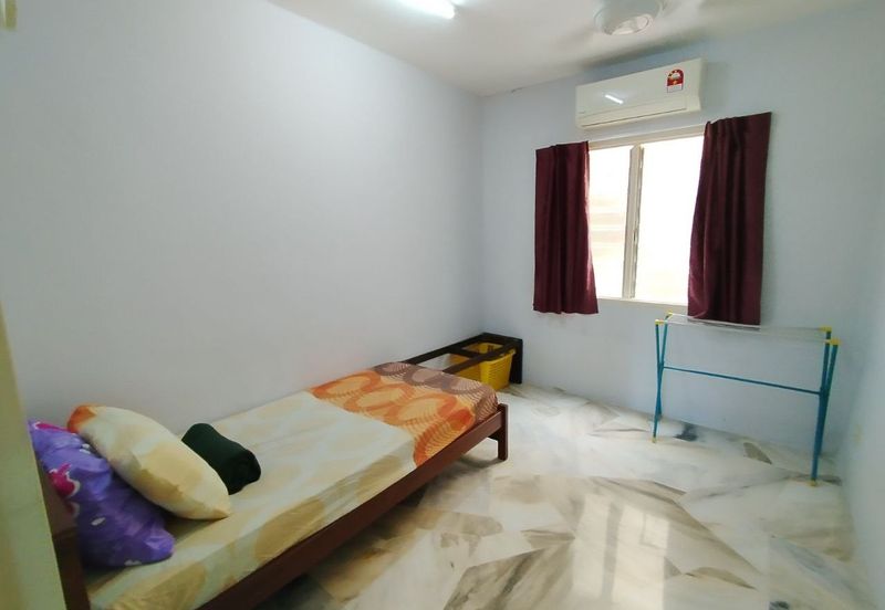 Flat PKNS, Seksyen 7