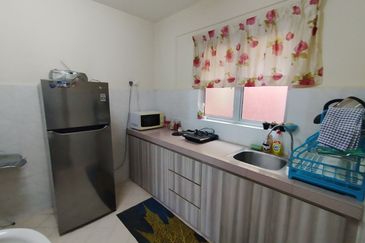 Flat PKNS, Seksyen 7