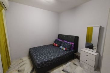 Flat PKNS, Seksyen 7