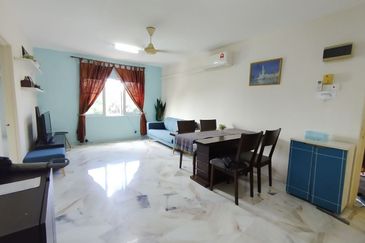 Flat PKNS, Seksyen 7