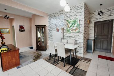 Pangsapuri Seroja Bukit Jelutong