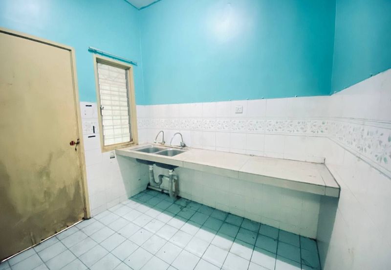 Persiaran Puncak Alam 1 