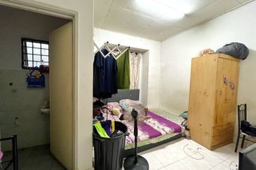 Persiaran Puncak Alam 1 