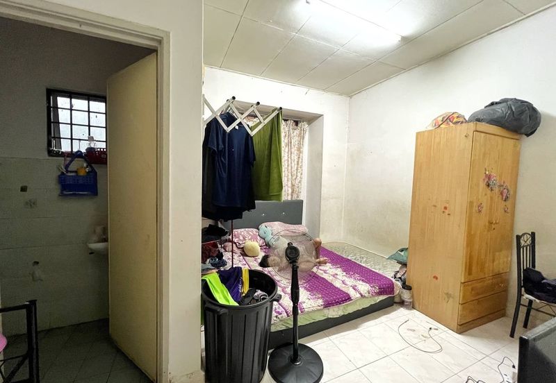 Persiaran Puncak Alam 1 