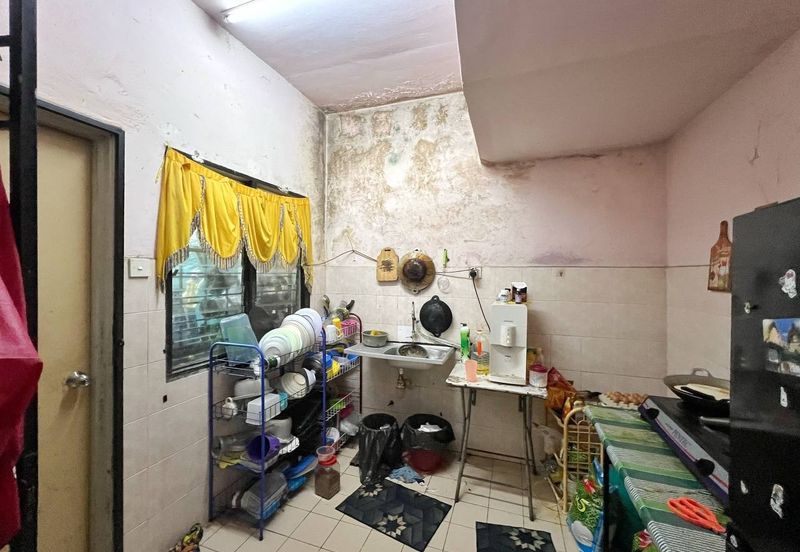 Persiaran Puncak Alam 1 