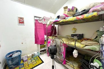 Persiaran Puncak Alam 1 