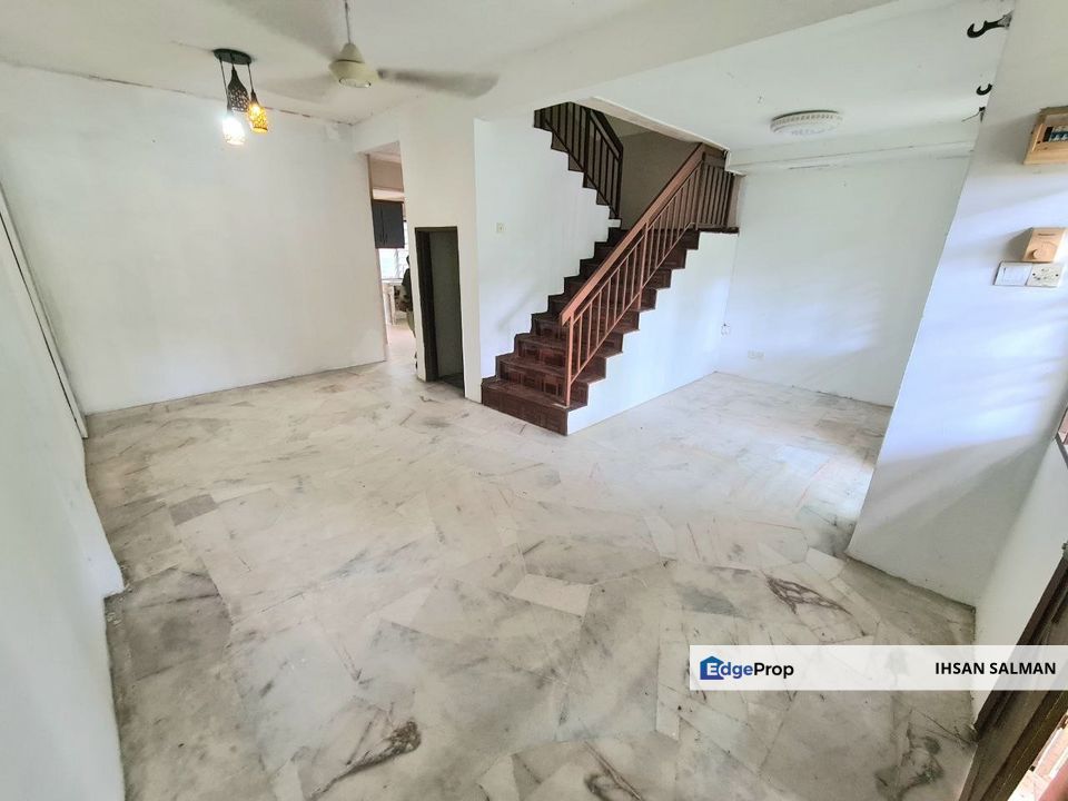 FACING OPEN CABINET Teres 2 Tingkat Fasa 2 Puncak Alam For Sale, Selangor, Bandar Puncak Alam