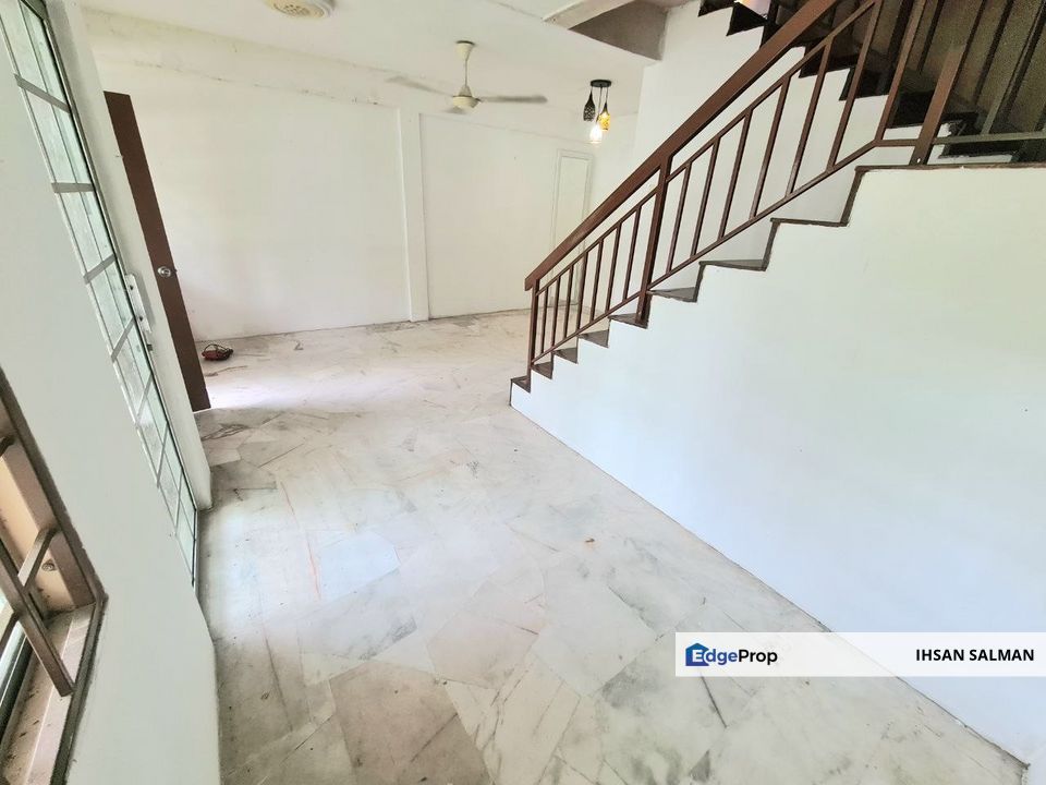 FACING OPEN CABINET Teres 2 Tingkat Fasa 2 Puncak Alam For Sale, Selangor, Bandar Puncak Alam