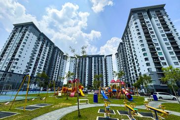 Residensi Laguna Biru 2