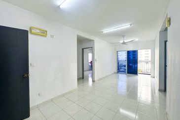 Residensi Laguna Biru 2