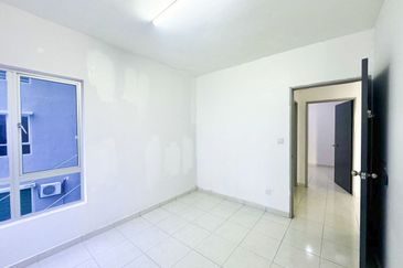 Residensi Laguna Biru 2