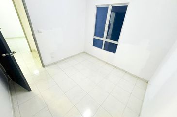 Residensi Laguna Biru 2