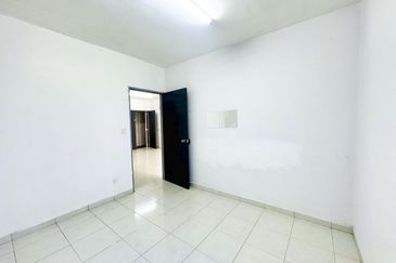 Residensi Laguna Biru 2