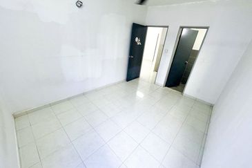 Residensi Laguna Biru 2