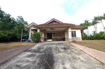 Persiaran Puncak Alam 1 