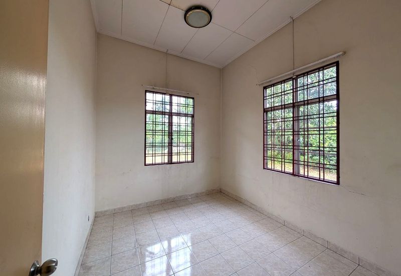 Persiaran Puncak Alam 1 