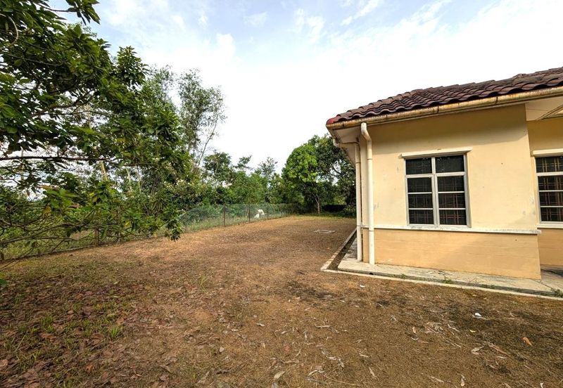 Persiaran Puncak Alam 1 