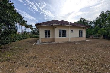 Persiaran Puncak Alam 1 