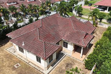 Persiaran Puncak Alam 1 