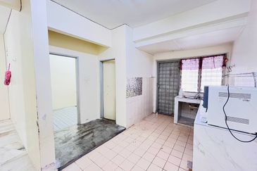 Persiaran Puncak Alam 1 