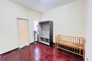 Persiaran Puncak Alam 1 